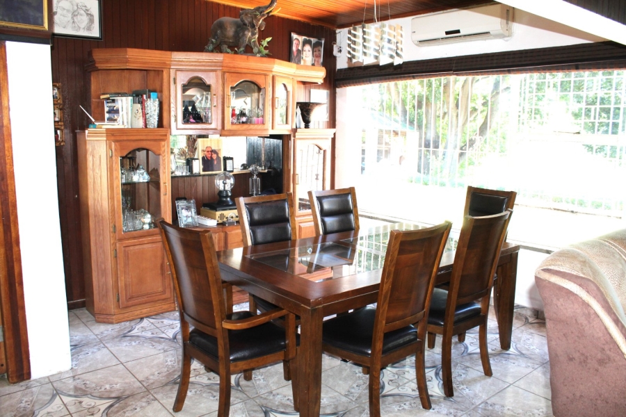 Commercial Property for Sale in Lindequesdrif North West